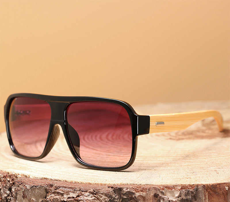 Quadratische Sonnenbrille aus Holz